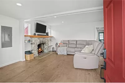 115 Samuel Gorton Avenue, Warwick, RI 02889 - Photo 5