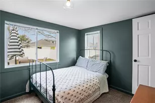 115 Samuel Gorton Ave, Warwick, RI 02889 - Photo 25