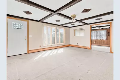 106 Coyle Avenue, East Providence, RI 02916 - Photo 11