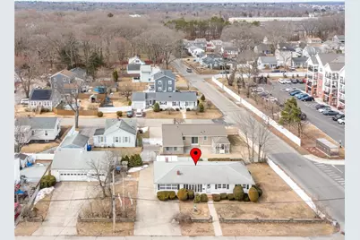 106 Coyle Avenue, East Providence, RI 02916 - Photo 37