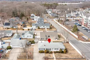 106 Coyle Ave, East Providence, RI 02916 - Photo 37