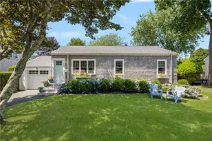 133 Carroll Ave, Newport, RI 02840 - Photo 1