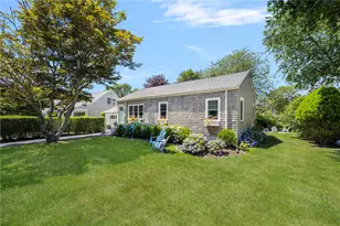 133 Carroll Ave, Newport, RI 02840 - Photo 3
