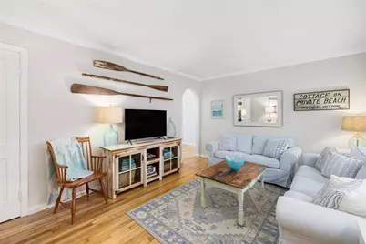 133 Carroll Avenue, Newport, RI 02840 - Photo 5