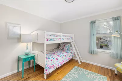 133 Carroll Avenue, Newport, RI 02840 - Photo 23