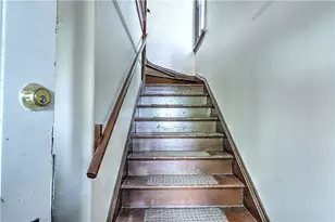 109 Bowen St, Providence, RI 02906 - Photo 15