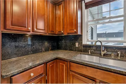 711 Academy Avenue #2, Providence, RI 02908 - Photo 5