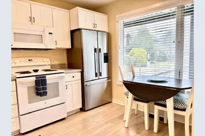 6 Brandywine Lane, Narragansett, RI 02882 - Photo 5