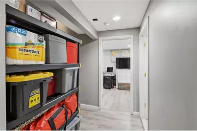 135 Seamans Street #1, Providence, RI 02908 - Photo 41