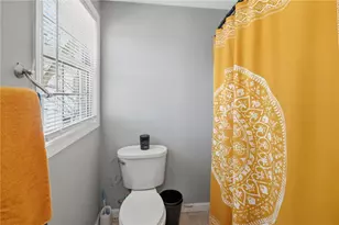 135 Seamans St, Providence, RI 02908 - Photo 25