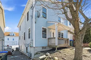135 Seamans St, Providence, RI 02908 - Photo 43