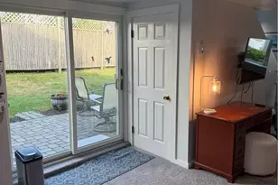 16 Dudley Ave, Newport, RI 02840 - Photo 9