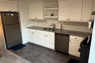 16 Dudley Ave, Newport, RI 02840 - Photo 7