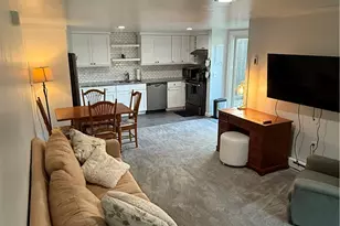 16 Dudley Ave, Newport, RI 02840 - Photo 5