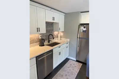 16 Dudley Avenue #6, Newport, RI 02840 - Photo 11