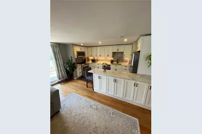 16 Dudley Avenue #6, Newport, RI 02840 - Photo 9