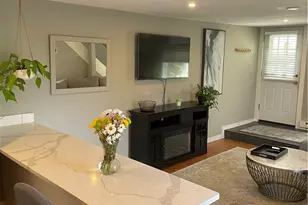 16 Dudley Ave, Newport, RI 02840 - Photo 3