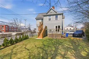 22 Summer St, Newport, RI 02840 - Photo 31