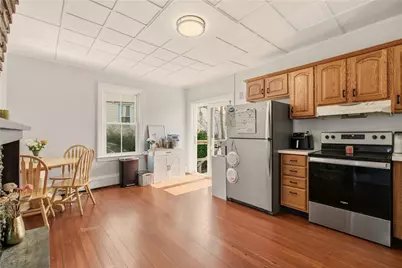 22 Summer Street #1, Newport, RI 02840 - Photo 7