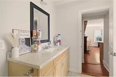 22 Summer Street, Newport, RI 02840 - Photo 13