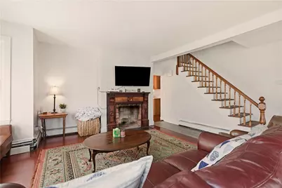 22 Summer Street #1, Newport, RI 02840 - Photo 3