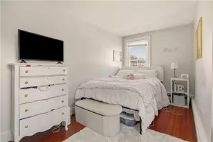 22 Summer St, Newport, RI 02840 - Photo 21