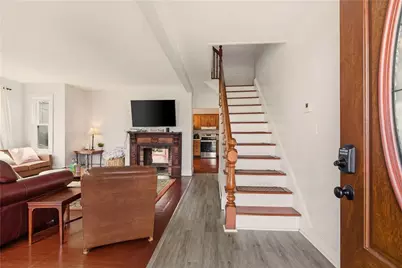 22 Summer Street, Newport, RI 02840 - Photo 3