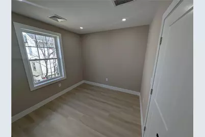 56 Diamond Street, Providence, RI 02907 - Photo 9