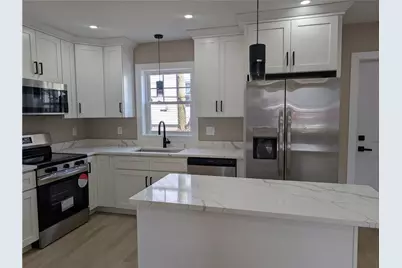 56 Diamond Street, Providence, RI 02907 - Photo 3