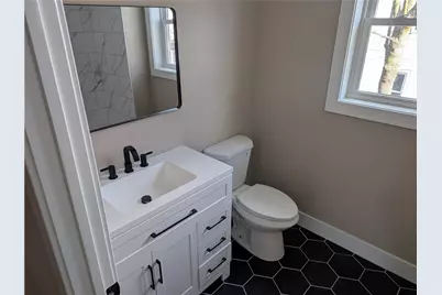 56 Diamond Street, Providence, RI 02907 - Photo 5