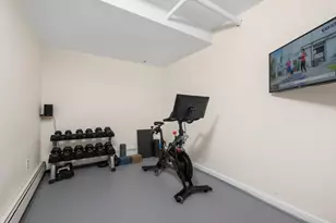 231 Maple Ave, Newport, RI 02840 - Photo 29