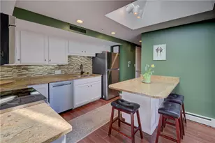 35 Sea Breeze Ln, Bristol, RI 02809 - Photo 9