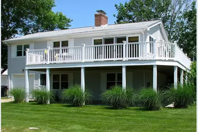 10 Burbank Avenue, Narragansett, RI 02882 - Photo 1