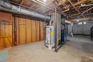 148 Sweet Ave, Pawtucket, RI 02861 - Photo 21