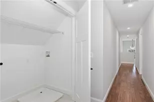 281 Essex Rd, North Kingstown, RI 02852 - Photo 33