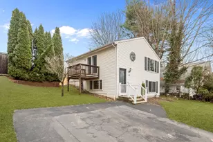 6 Tennyson Rd, Warwick, RI 02888 - Photo 3