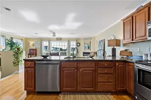 677 Metacom Ave, Bristol, RI 02809 - Photo 11