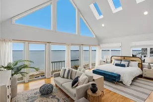 360 Shawomet Ave, Warwick, RI 02889 - Photo 23