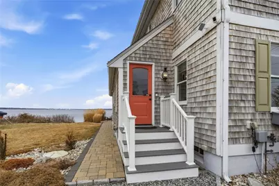 360 Shawomet Avenue, Warwick, RI 02889 - Photo 5