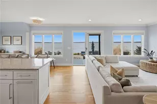 360 Shawomet Ave, Warwick, RI 02889 - Photo 13