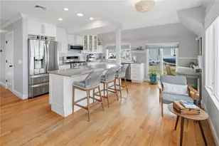 360 Shawomet Ave, Warwick, RI 02889 - Photo 15