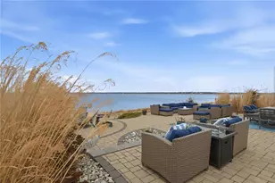 360 Shawomet Ave, Warwick, RI 02889 - Photo 35