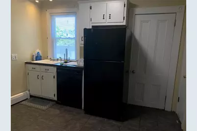 16 Grafton Street, Newport, RI 02840 - Photo 7