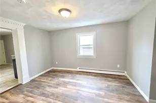 41 Benefit St, Pawtucket, RI 02861 - Photo 7