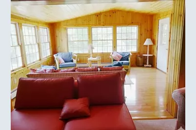 140 Treasure Road, Narragansett, RI 02882 - Photo 5