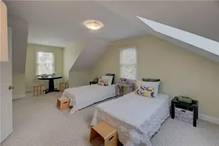 154 Lincoln Ave, Barrington, RI 02806 - Photo 33