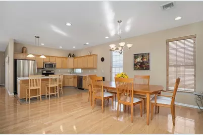 21 Cambridge Circle, Smithfield, RI 02917 - Photo 3