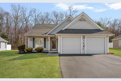 21 Cambridge Circle, Smithfield, RI 02917 - Photo 1