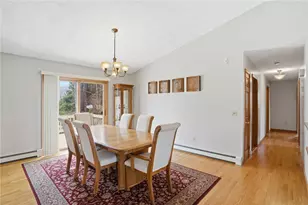24 Sandy Ln, Bristol, RI 02809 - Photo 5