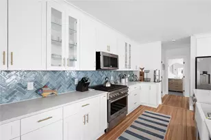 69 Connection St, Newport, RI 02840 - Photo 19